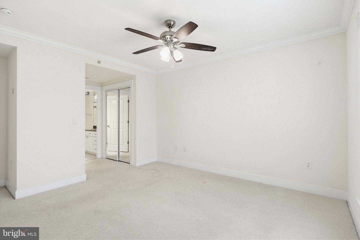 5 Park Pl #425 Property Photo 6