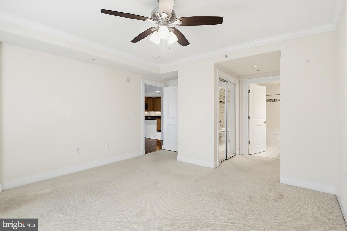 5 Park Pl #425 Property Photo 13
