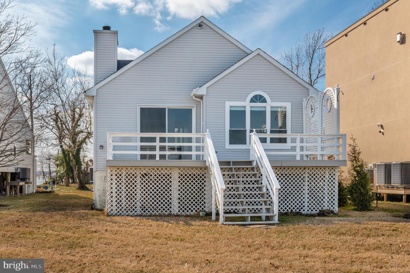 3563 Narragansett Ave Property Photo 2
