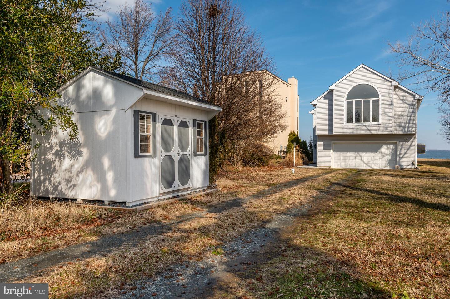 3563 Narragansett Ave Property Photo 6