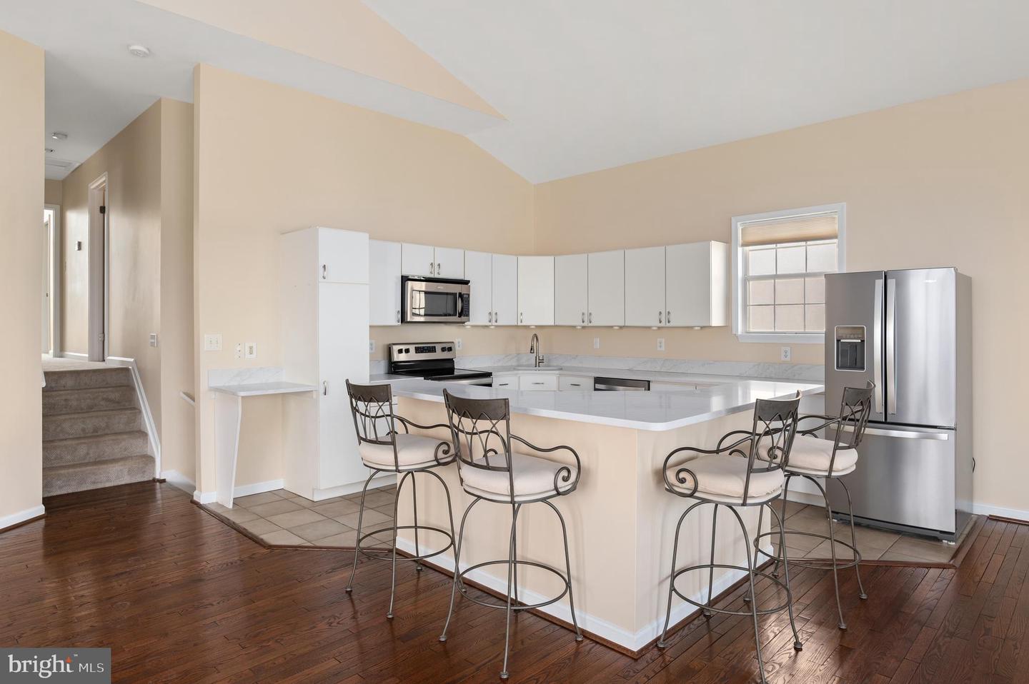 3563 Narragansett Ave Property Photo 12