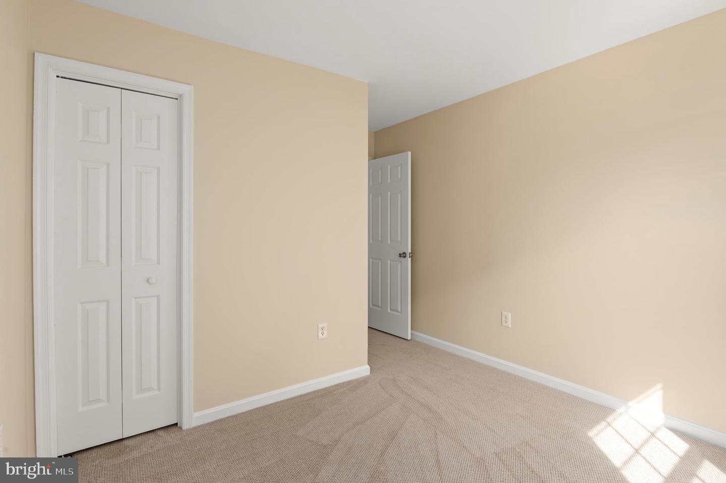 3563 Narragansett Ave Property Photo 27