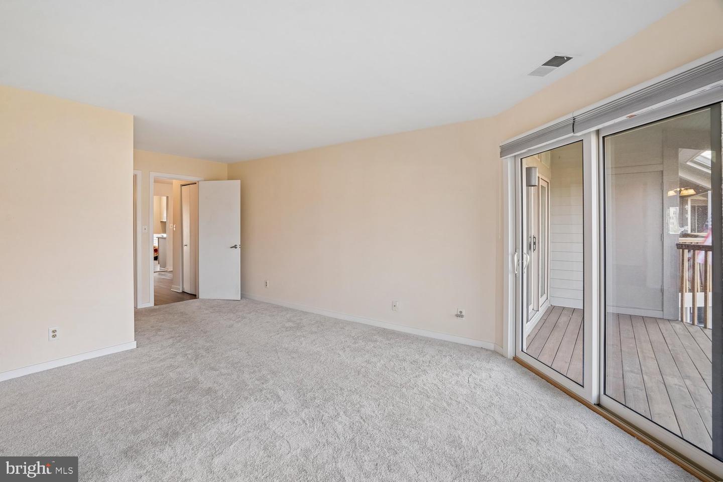 2108 Chesapeake Harbour Dr #201 Property Photo 34