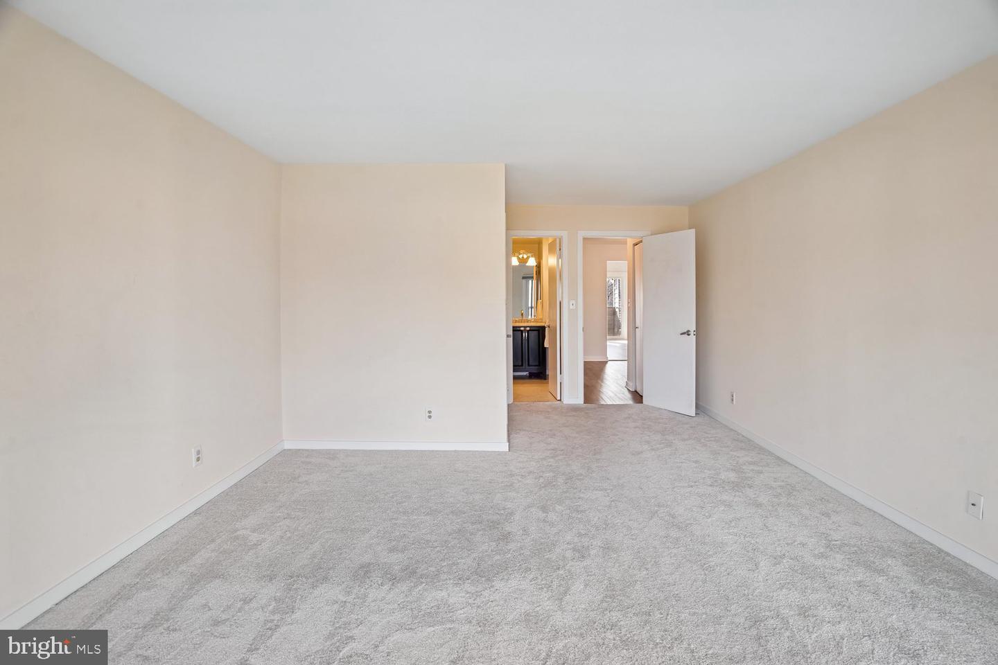 2108 Chesapeake Harbour Dr #201 Property Photo 35