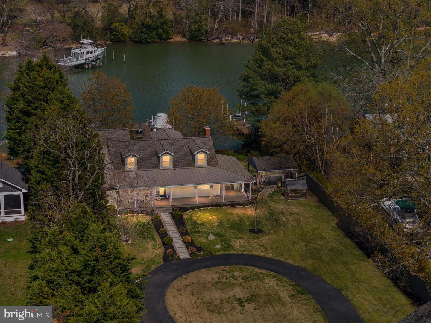 1862 Cedar Rd Property Photo 2