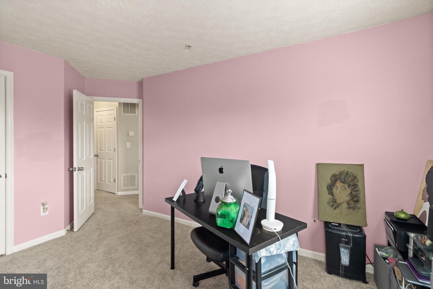 8049 Brookstone Ct Property Photo 17