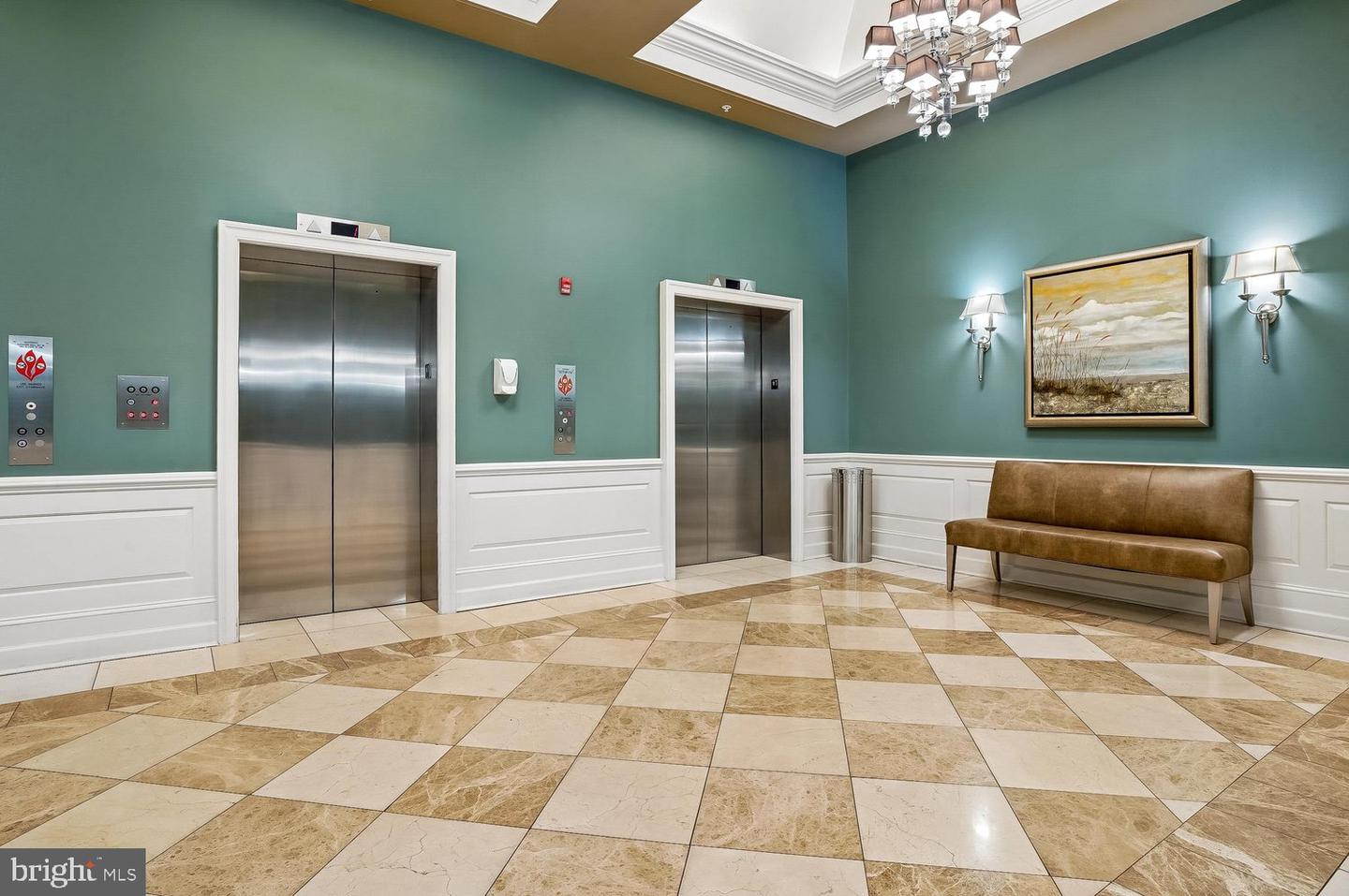 1915 Towne Centre Blvd #915 Property Photo 40