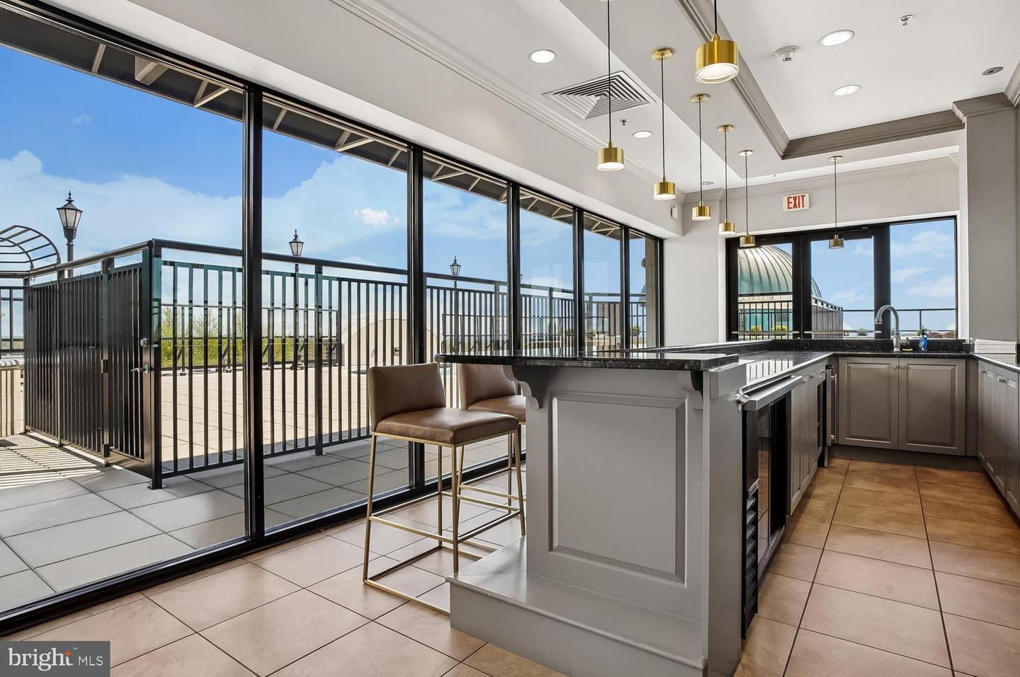 1915 Towne Centre Blvd #915 Property Photo 46