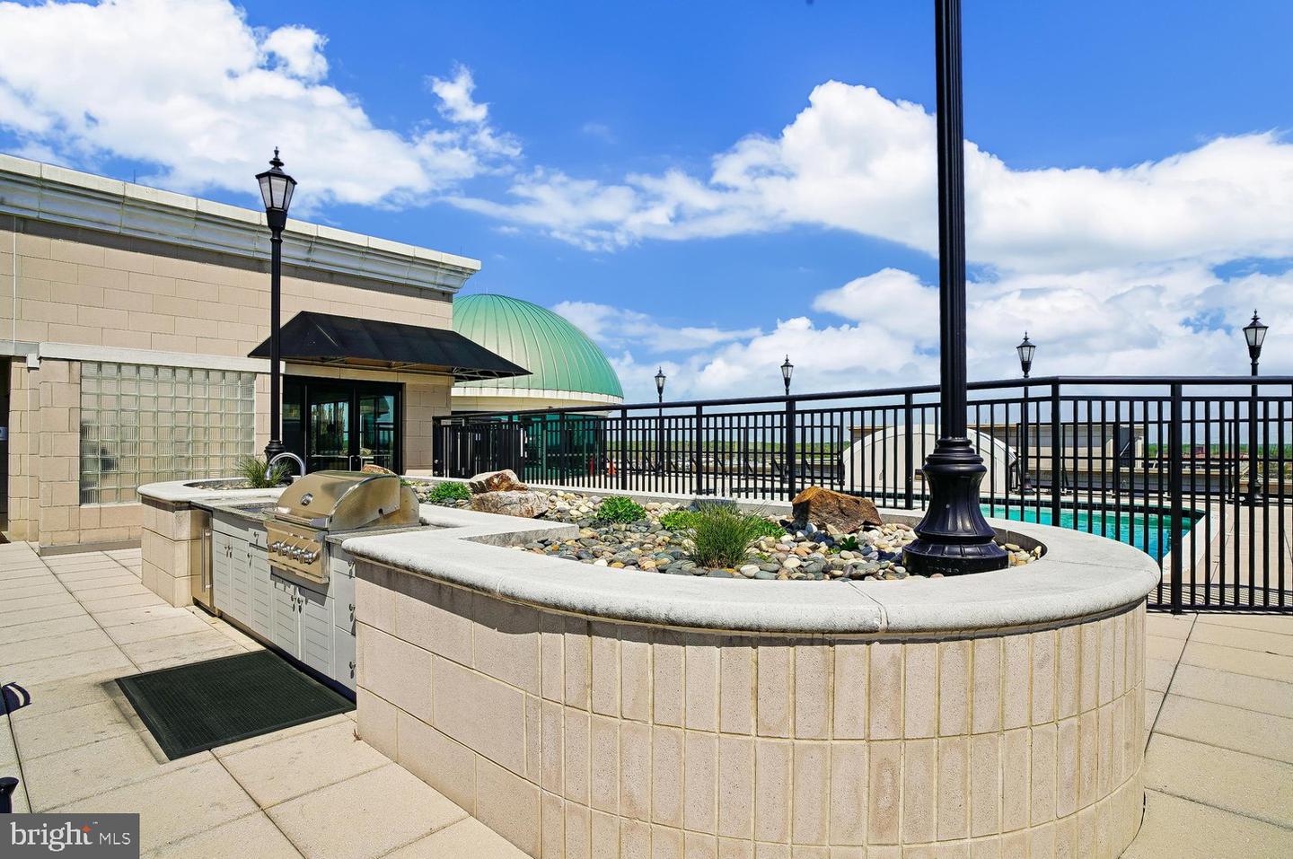 1915 Towne Centre Blvd #915 Property Photo 51
