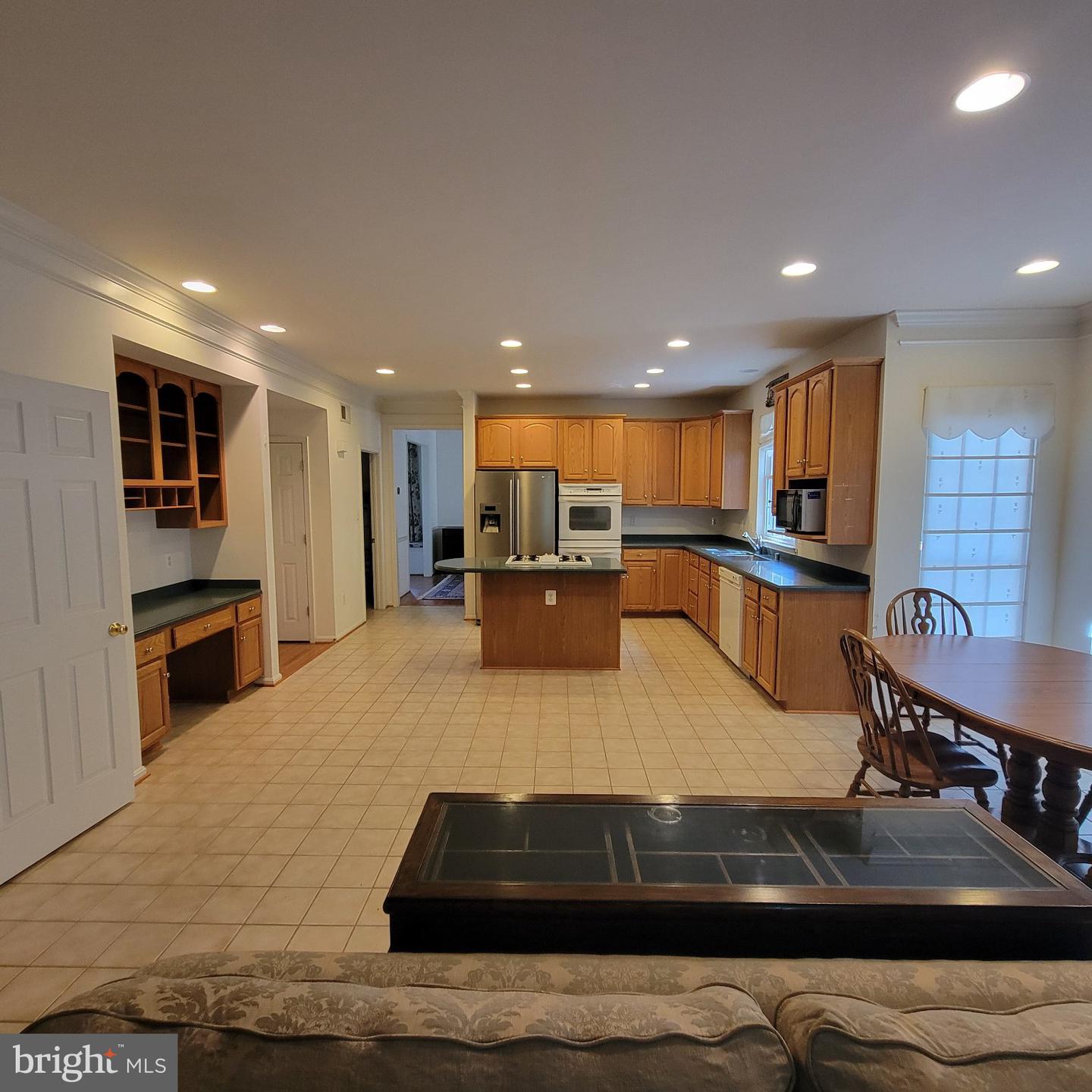 811 Lamoka Dr Property Photo 11