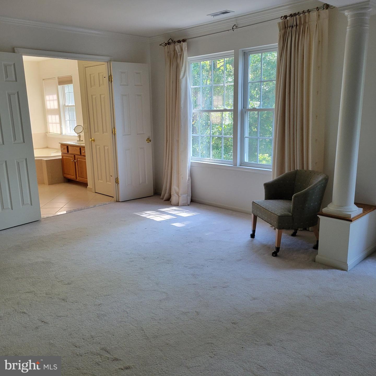 811 Lamoka Dr Property Photo 30