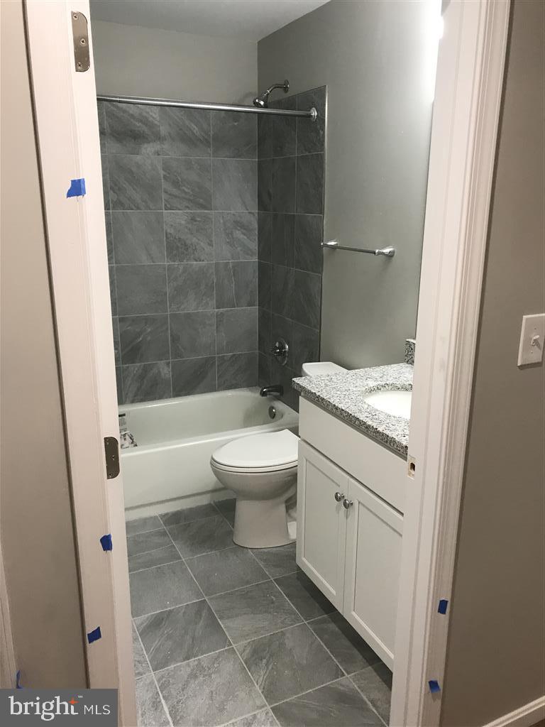 118 Mountain Rd #3a Property Photo 7