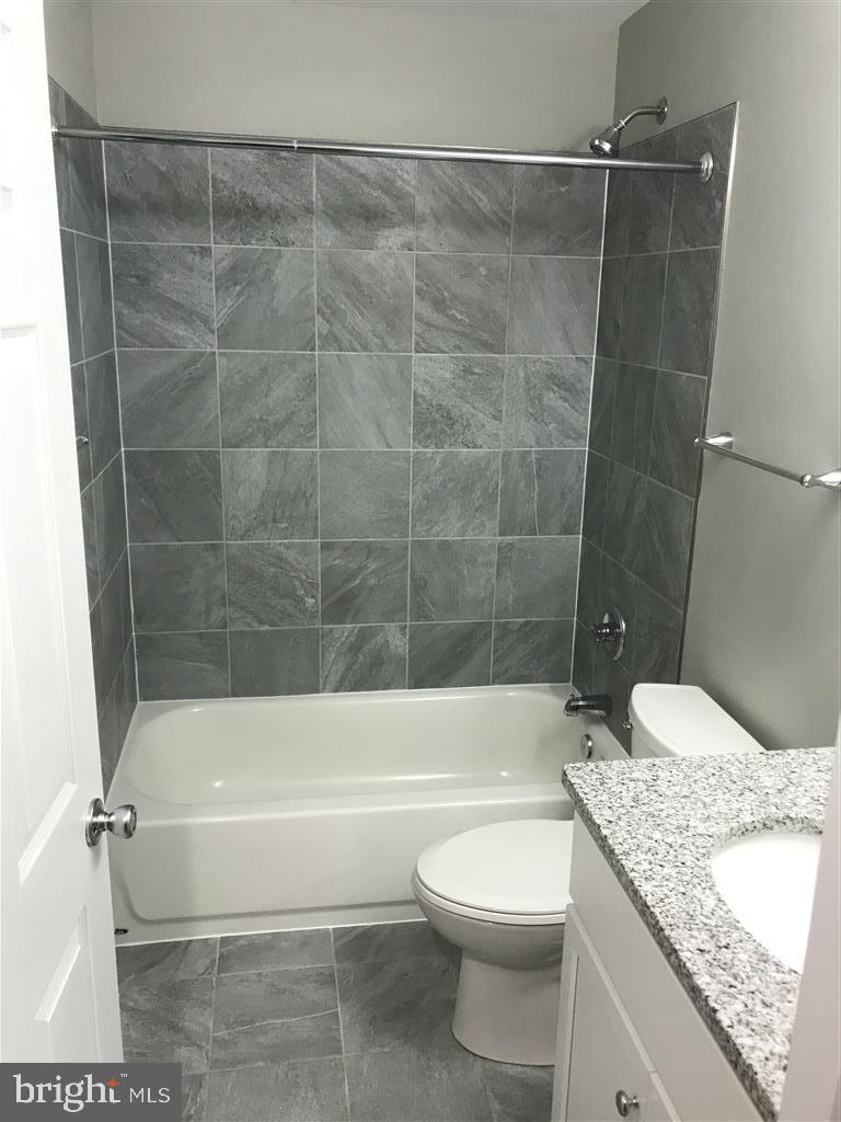 118 Mountain Rd #3a Property Photo 8