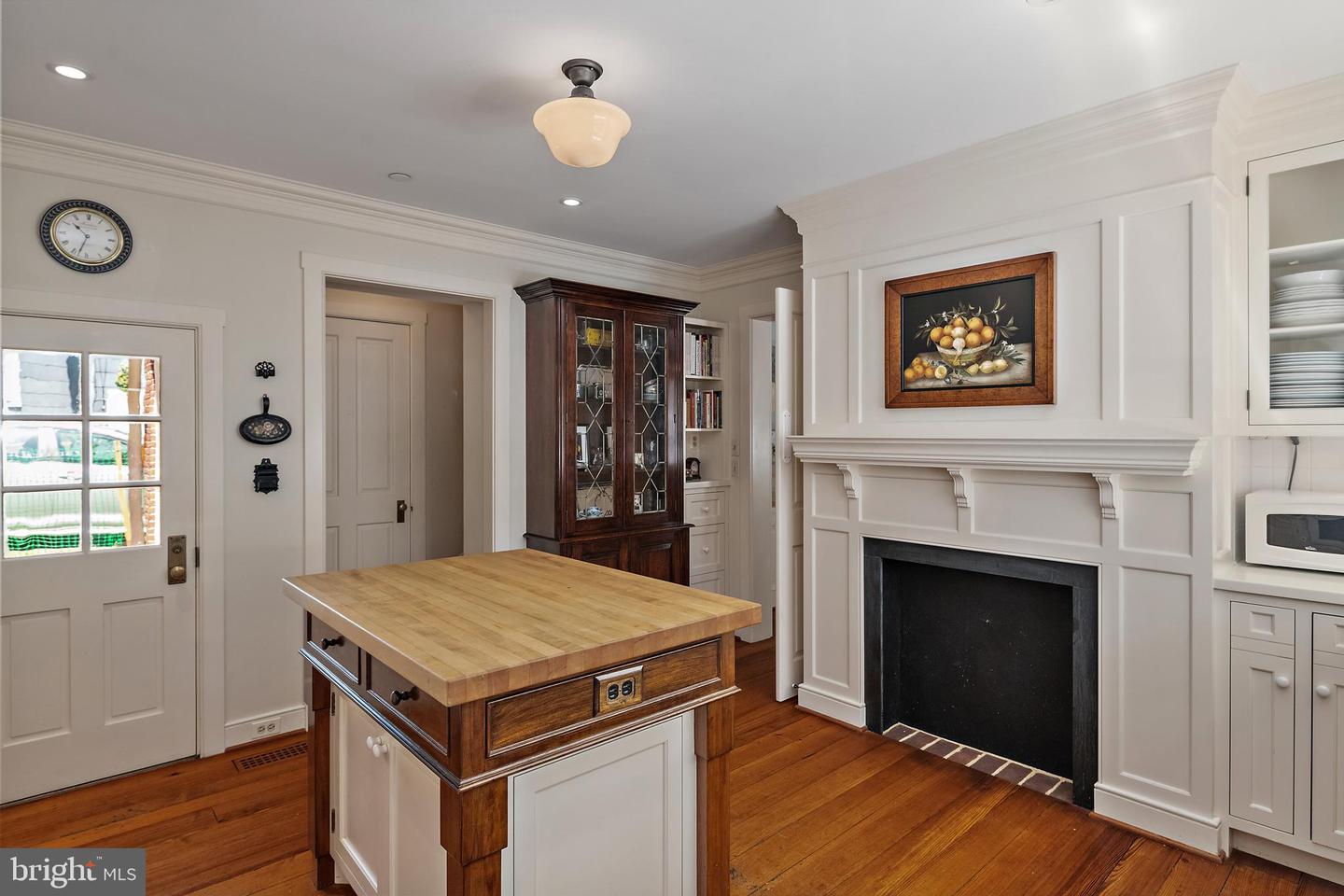 16 Maryland Ave Property Photo 21
