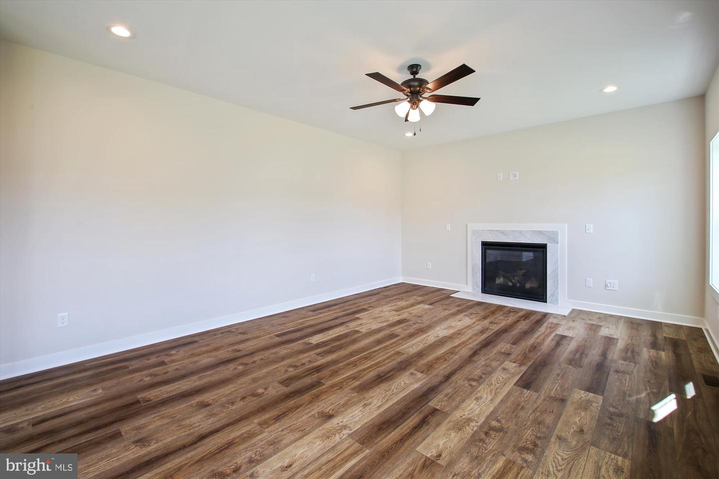 104 Euphoria Ct Property Photo 10