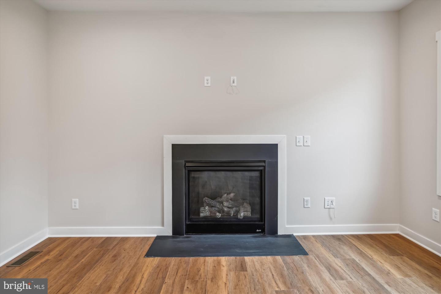 104 Euphoria Ct Property Photo 13