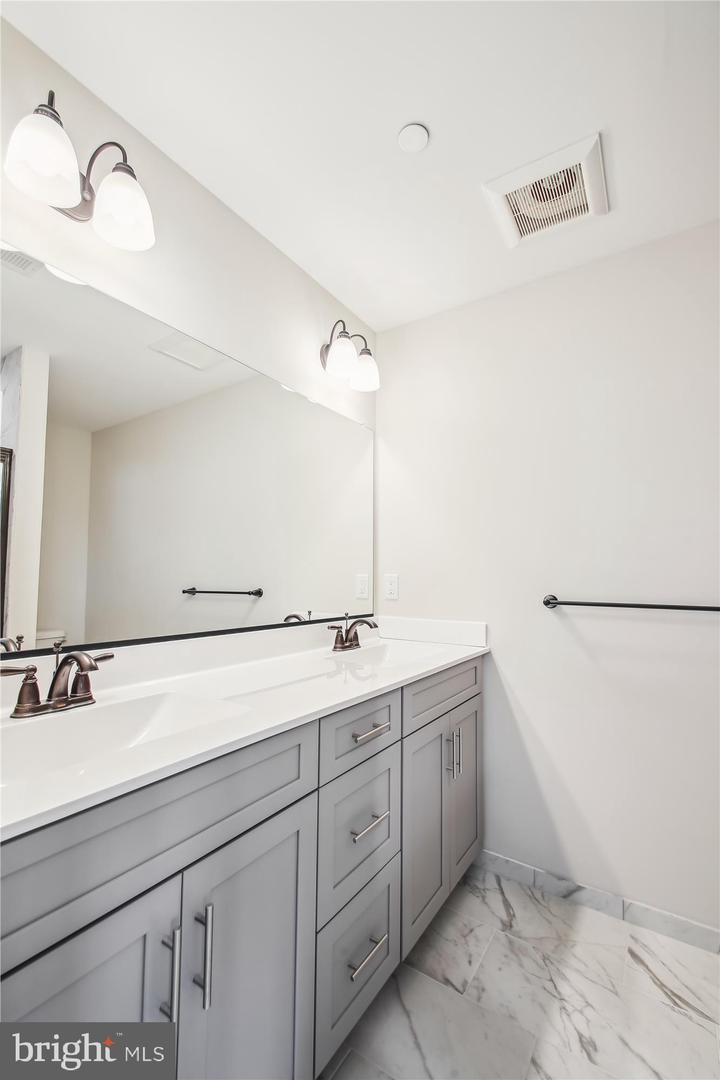 104 Euphoria Ct Property Photo 31
