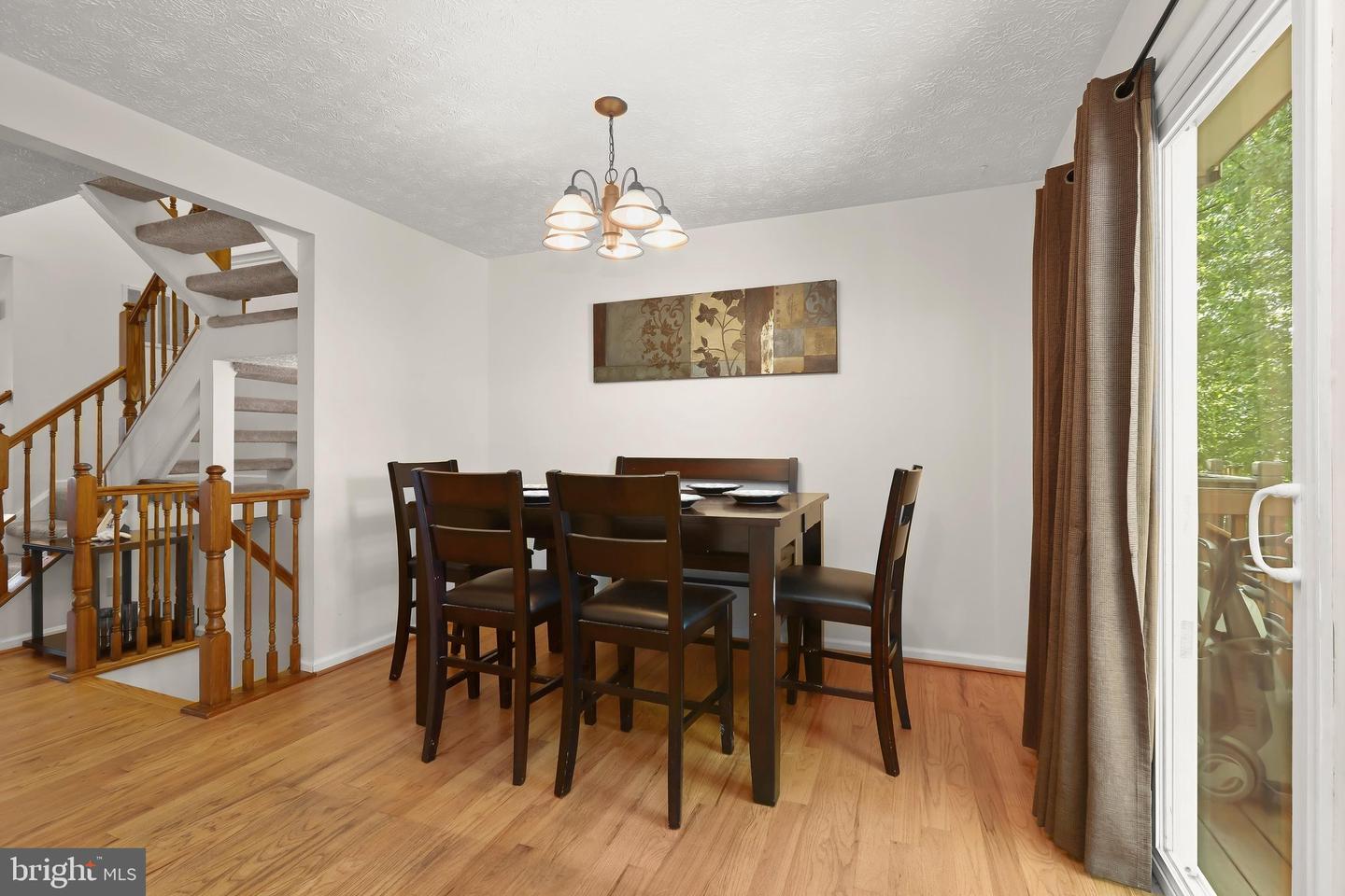 1210 Swanhill Ct Property Photo 8