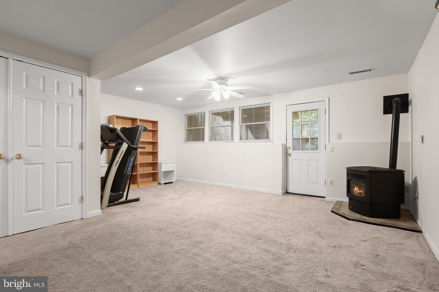 1210 Swanhill Ct Property Photo 25