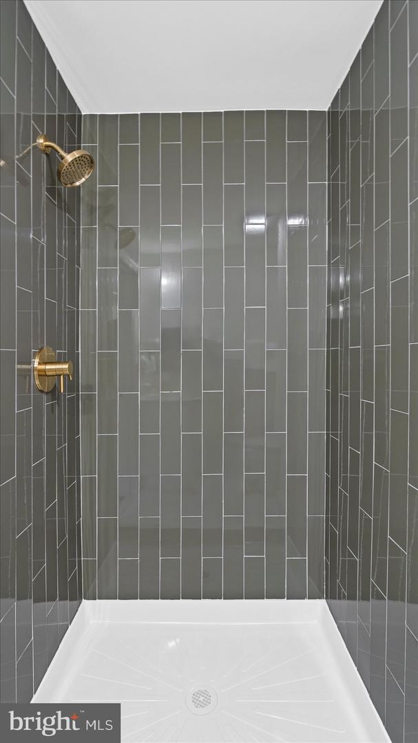 7956 Oakwood Rd Property Photo 21