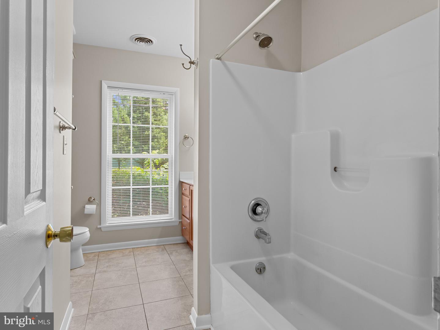 1413 Central Ave E Property Photo 16