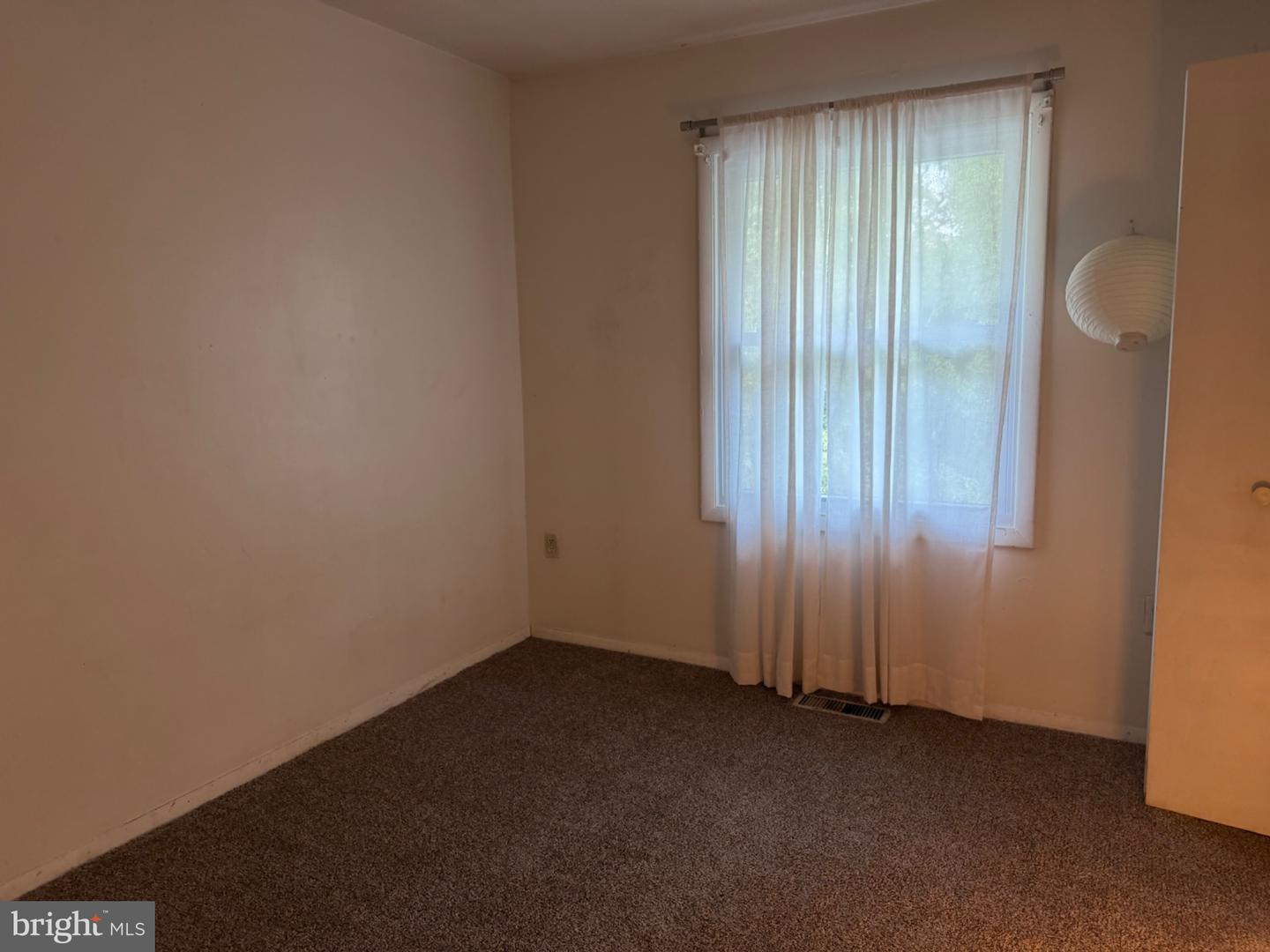 1345 Chapelview Dr Property Photo 11