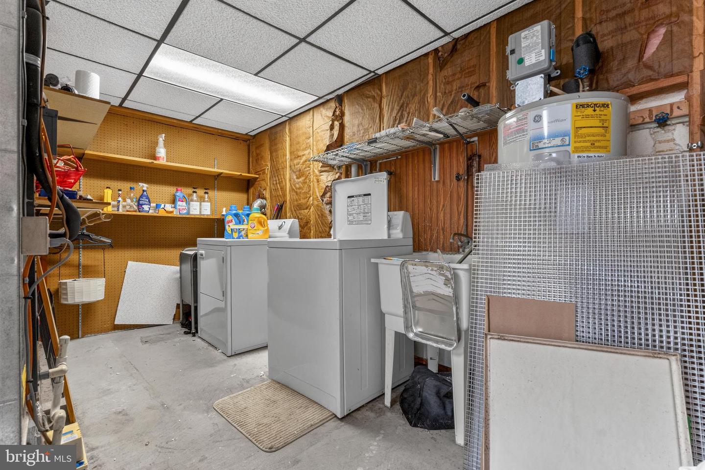 1105 Hotel Dr Property Photo 19