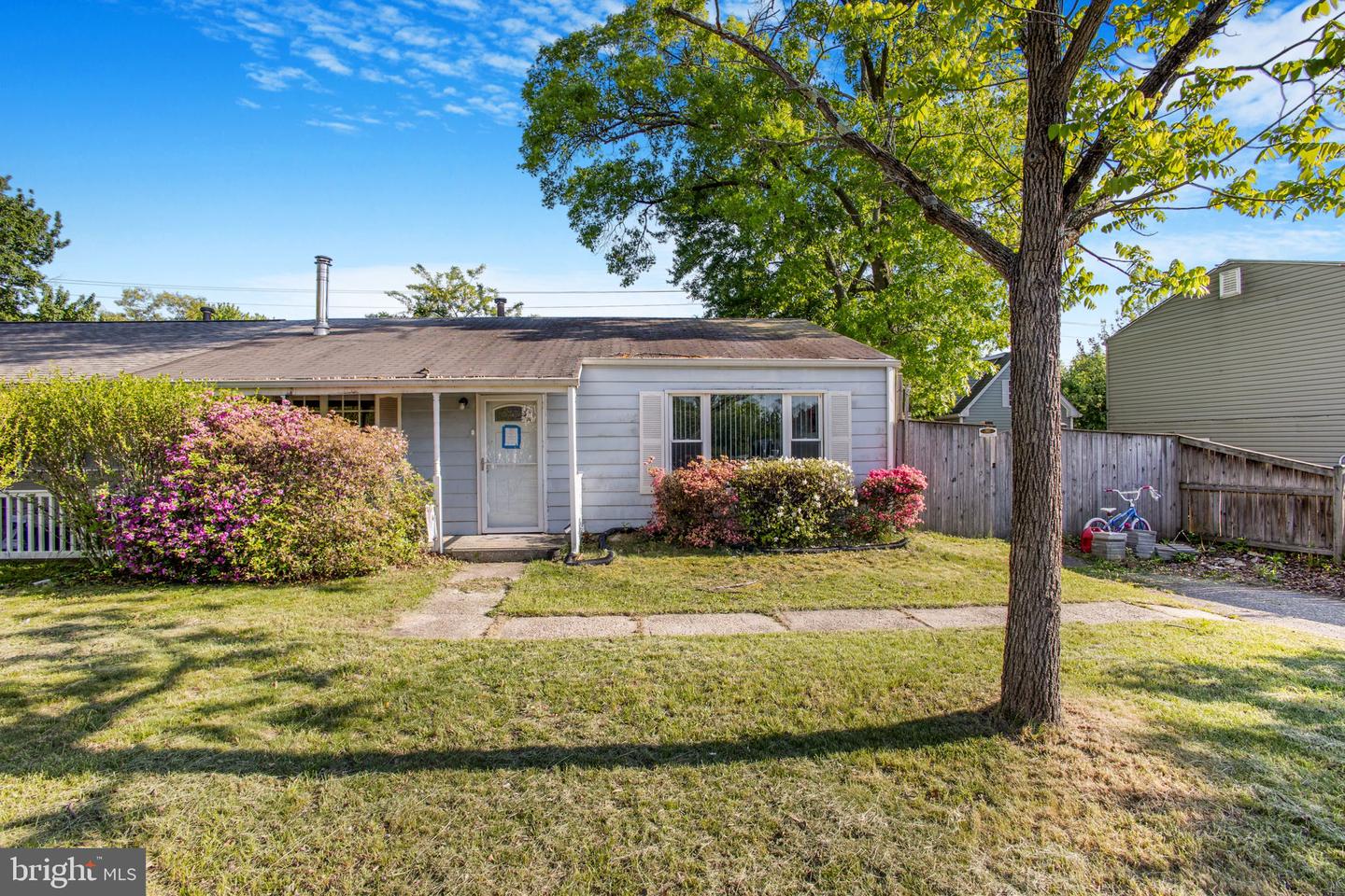 1073 Kings Rd Property Photo 18