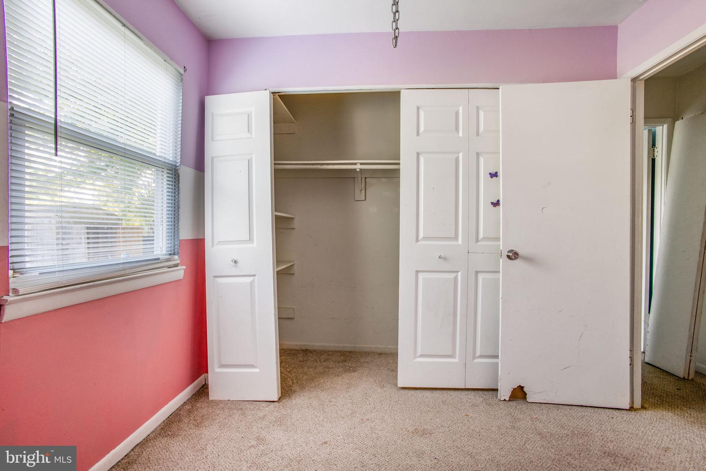 1073 Kings Rd Property Photo 25