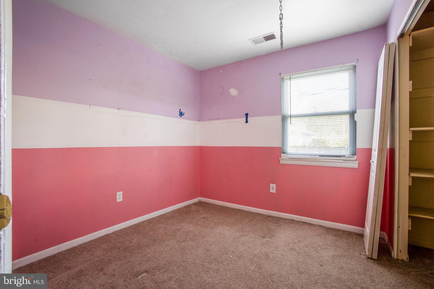 1073 Kings Rd Property Photo 27