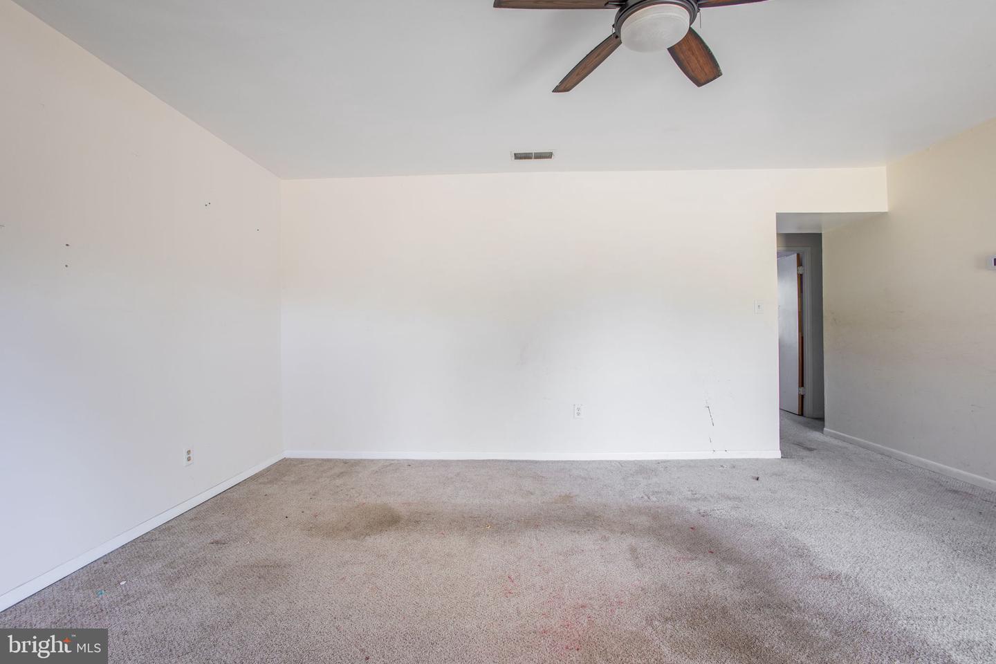 1073 Kings Rd Property Photo 31