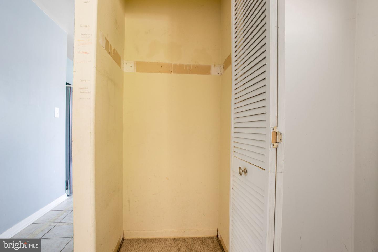 1073 Kings Rd Property Photo 40