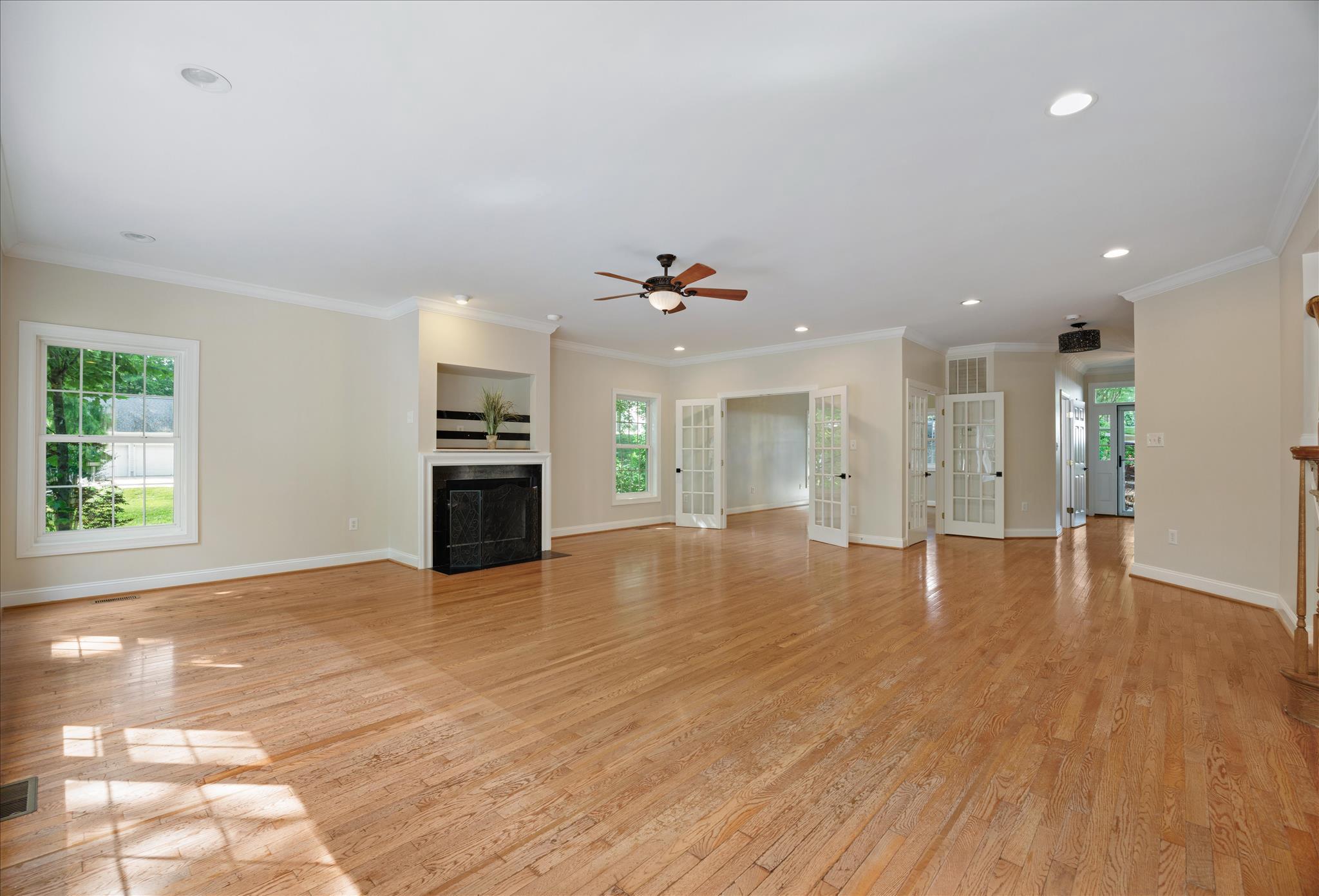 262 Capote Ct E Property Photo 11