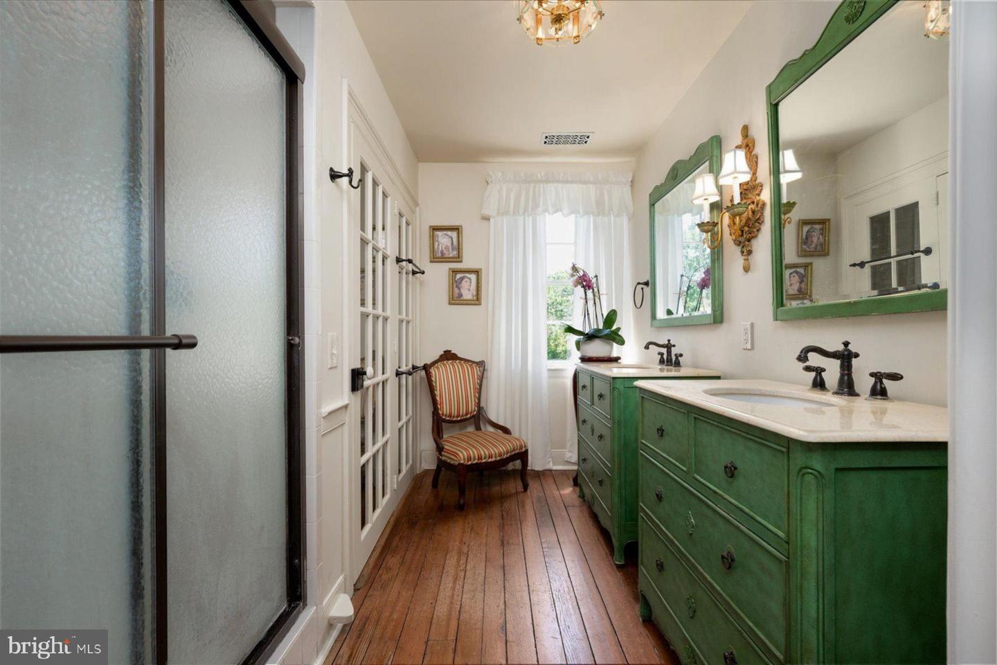 5503 Brooks Woods Rd Property Photo 27
