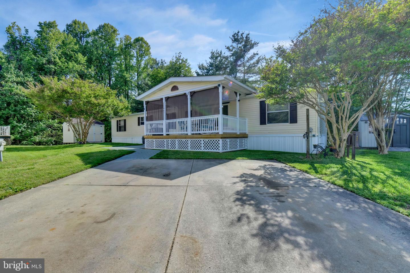 462 Sarah Anne Dr Property Photo 1