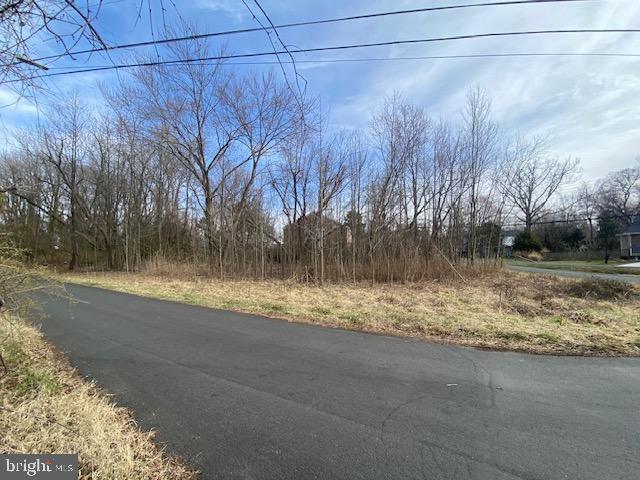 1027 Old Turkey Point Rd Property Photo 5