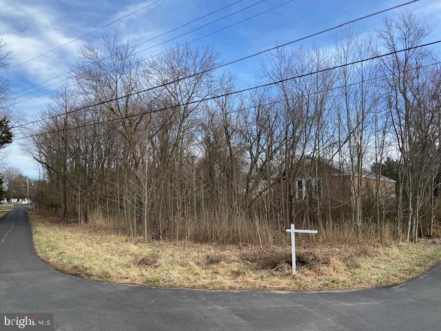 1027 Old Turkey Point Rd Property Photo 6