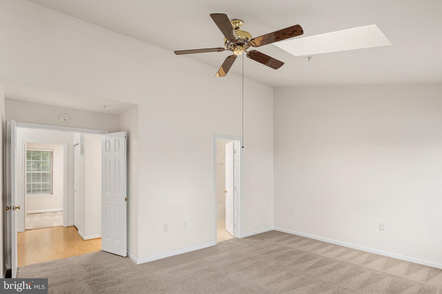 1125 Simsbury Ct Property Photo 10