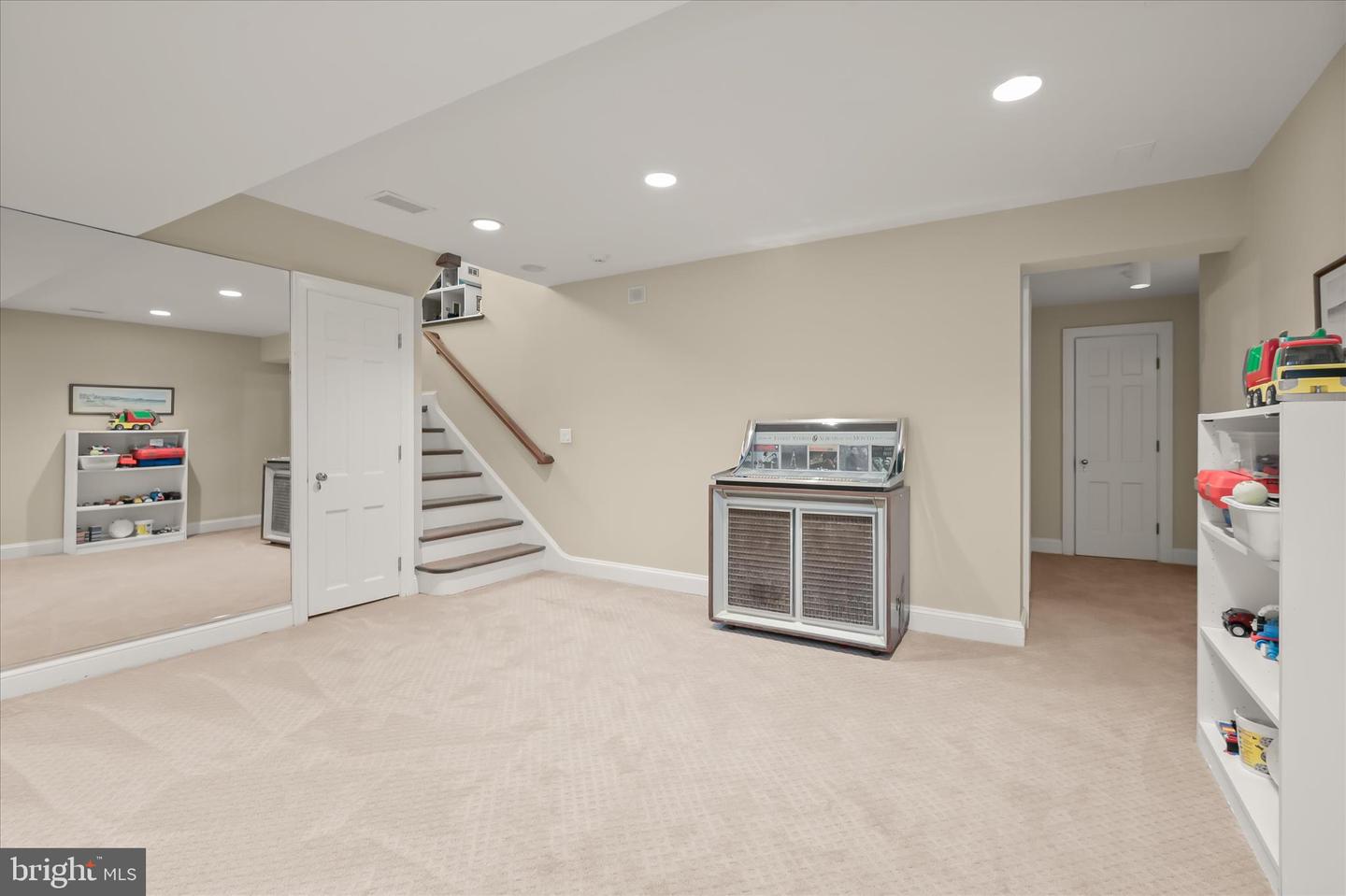 747 Bywater Rd Property Photo 84