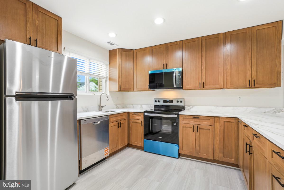 360 Carronade Way Property Photo 4