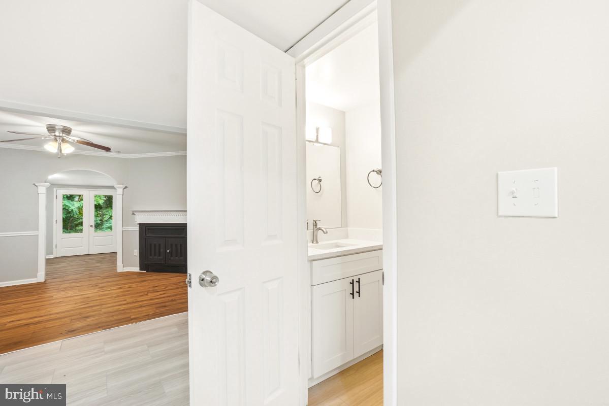 360 Carronade Way Property Photo 14