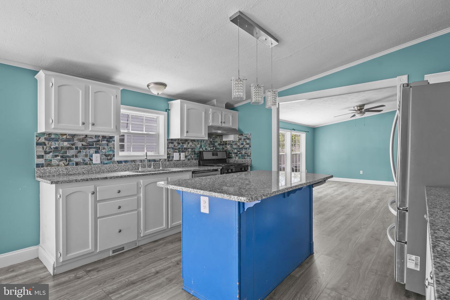 200 Boones Dr Property Photo 3