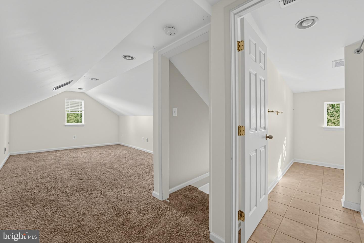 215 Sycamore Property Photo 18