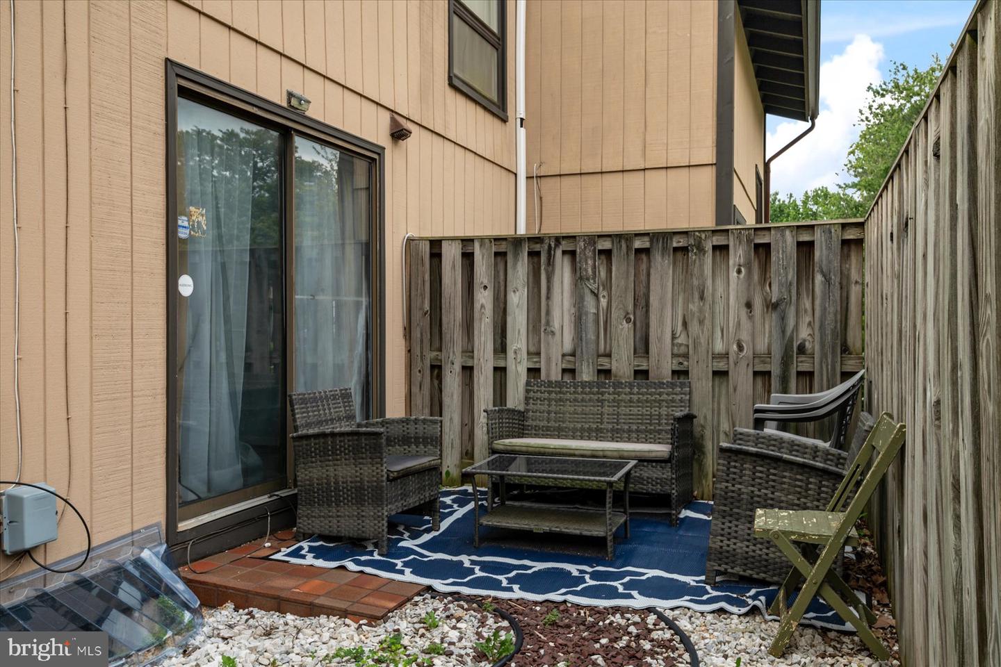 516 West Ct Property Photo 10