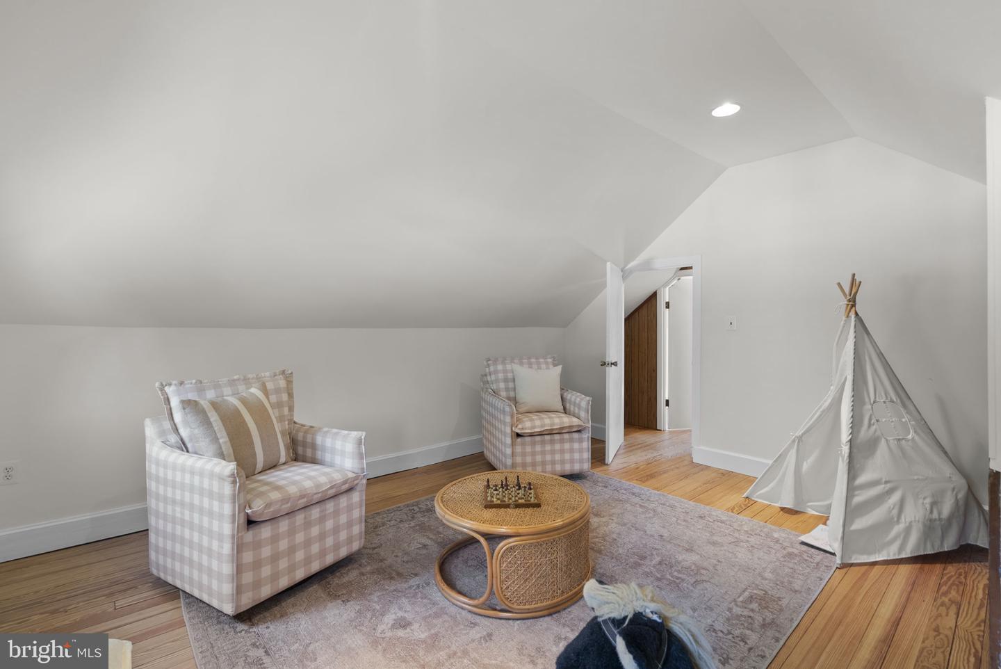 202 Wardour Dr Property Photo 42