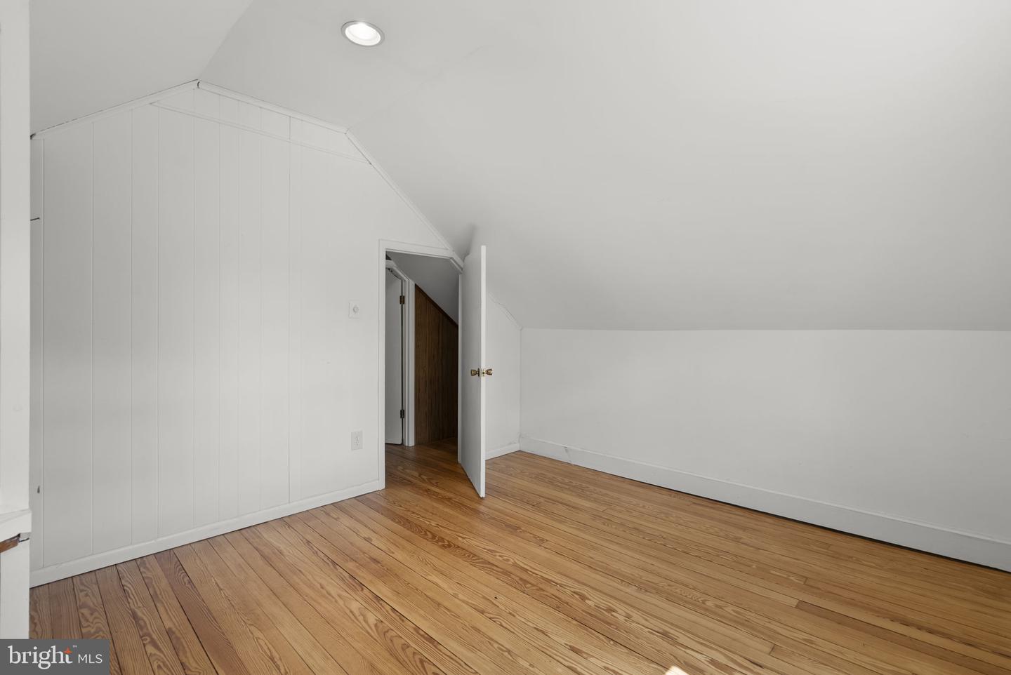 202 Wardour Dr Property Photo 44