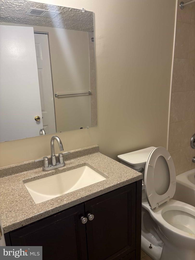 1450 Gesna Dr Property Photo 15