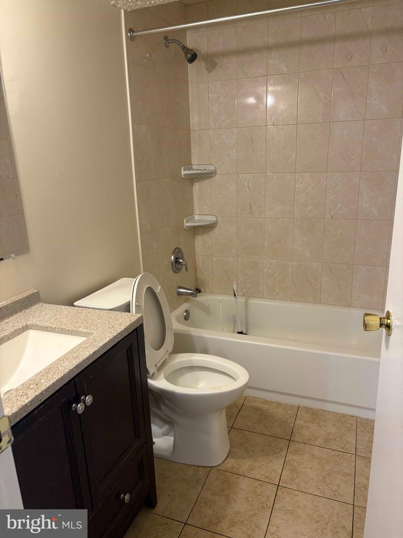 1450 Gesna Dr Property Photo 16