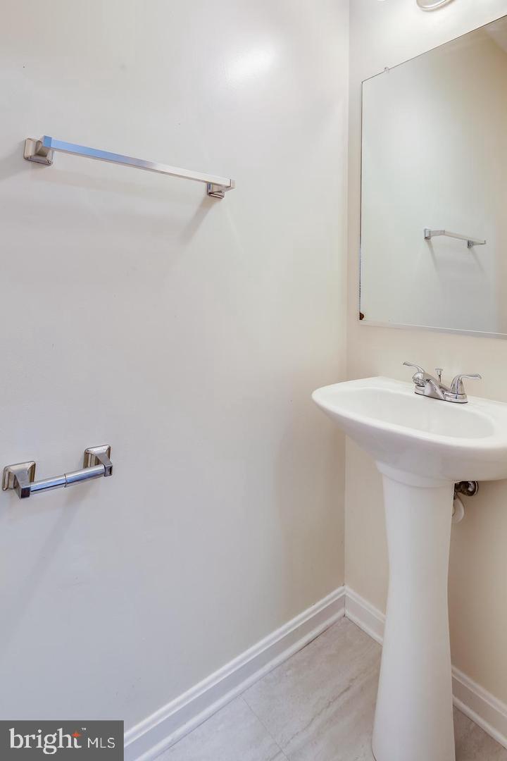 2018 Cooper Point Ct Property Photo 11