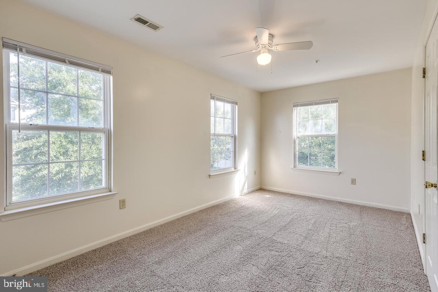 2018 Cooper Point Ct Property Photo 26